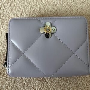 New Tory Burch Purple Kira Clover Wallet